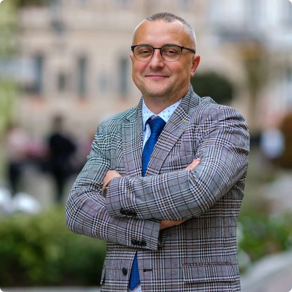 Agent nieruchomości w Tarnowie – Marcin Rzepka, specjalista ds. sprzedaży mieszkań